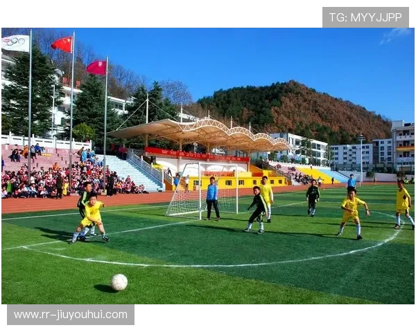 留坝中学以足球育人打造校园特色推动学生全面发展新格局