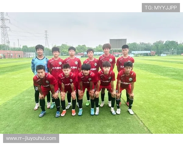 海实附中足球队最新阵容全面解析，球员名单与战术布局一览